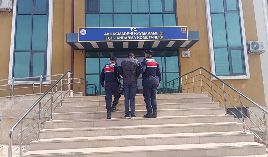 Yozgat Genelinde Jandarmadan Nokta Operasyon: Aranan 8 Şahıs Yakalandı