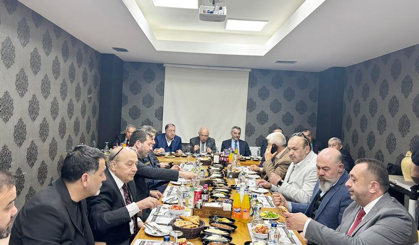 Yöresel lezzetleri tattı