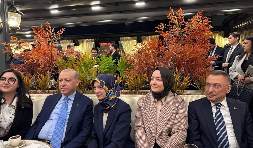 Zirvede Özel Buluşma