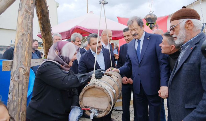 Akdağmadeni’nde Lozan Mübadilleri Derneği’nden Hıdırellez Coşkusu