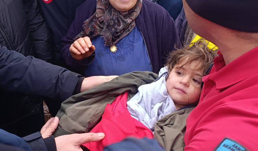 Aybüke'den mutlu haber!