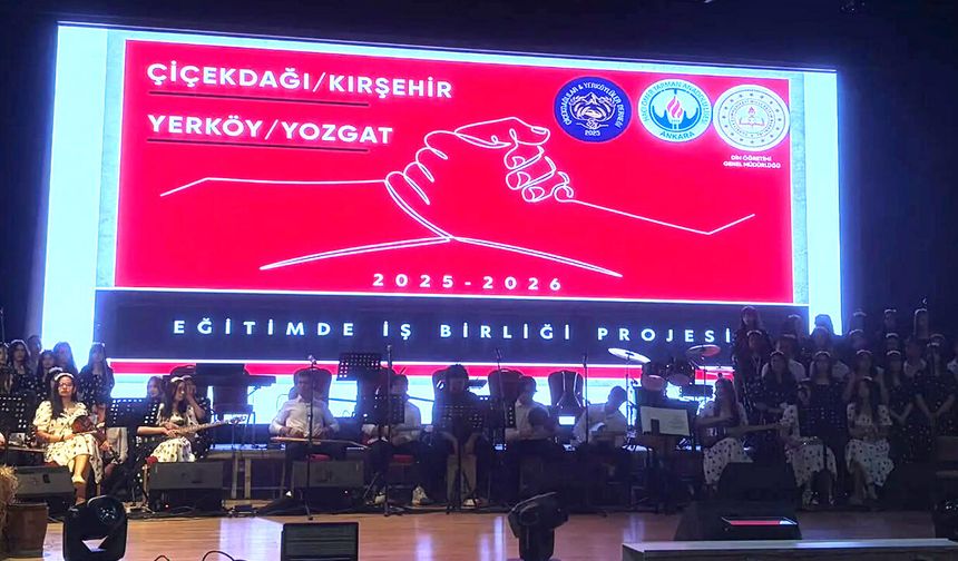 Neşet Ertaş Türküleri Duygulandırdı