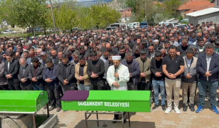 Yozgat’ta Acı Veda: 2 Öğrenci ve Şoför Defnedildi