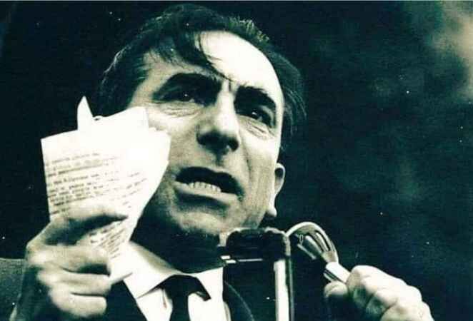 Türk Dünyası’nın Bilge Lideri Başbuğ Alparslan Türkiye, vefatının 26’ncı yıl dönümünde dualarla anılıyor.