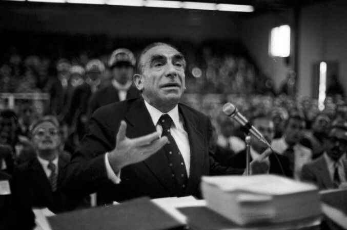 Türk Dünyası’nın Bilge Lideri Başbuğ Alparslan Türkiye, vefatının 26’ncı yıl dönümünde dualarla anılıyor.