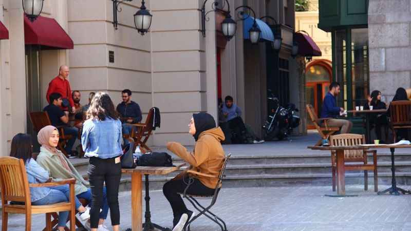 <p><span>Bu bölge, şehrin geleneksel yüzünü ve modern sanat anlayışını başarılı bir şekilde birleştirerek, ziyaretçilere eşsiz bir deneyim sunuyor. </span></p>