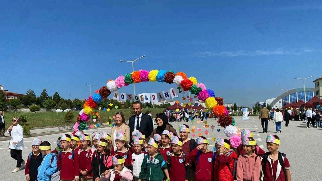 Yozgat’ta Çocuklar İçin Eğitici Etkinlikler Geleceğin Temellerini Atan Keyifli Deneyimler! (3)