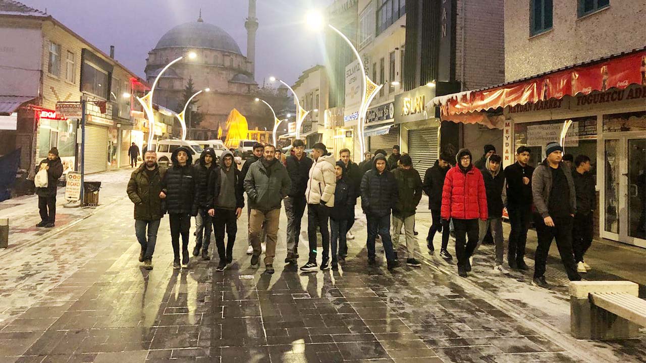 Gençlik Merkezi Sabah Namazı (3)