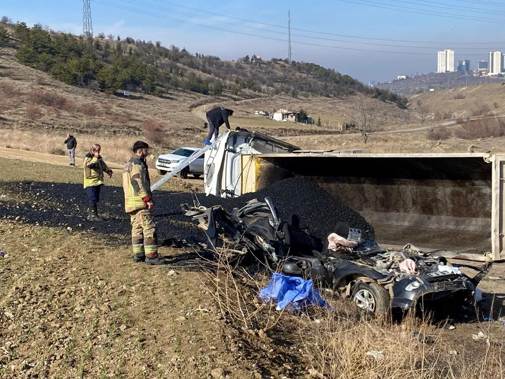 Ankara’da Zift Yüklü Kamyon Dehşet Saçtı Üç Belediye Personeli Hayatını Kaybetti (5)