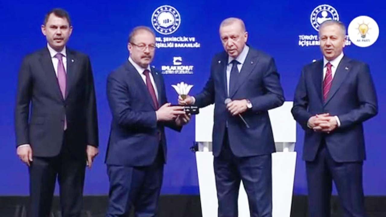 Akgül (4)