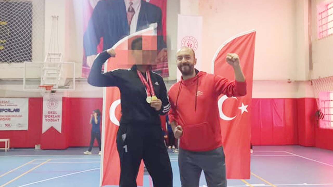Ale Soysal Sporcu (3)