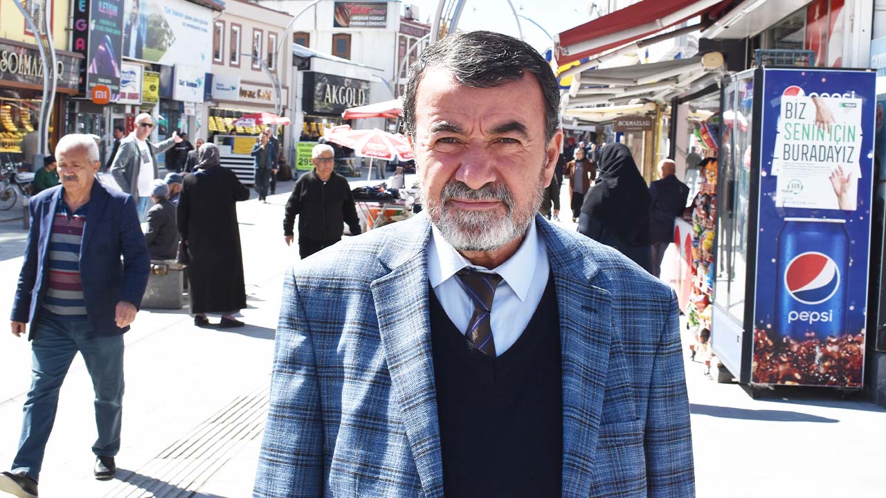 Yaşar Keleş