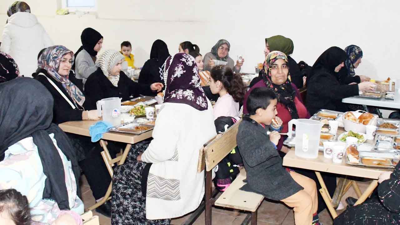 Yozgat Koyde Toplu İftar 4