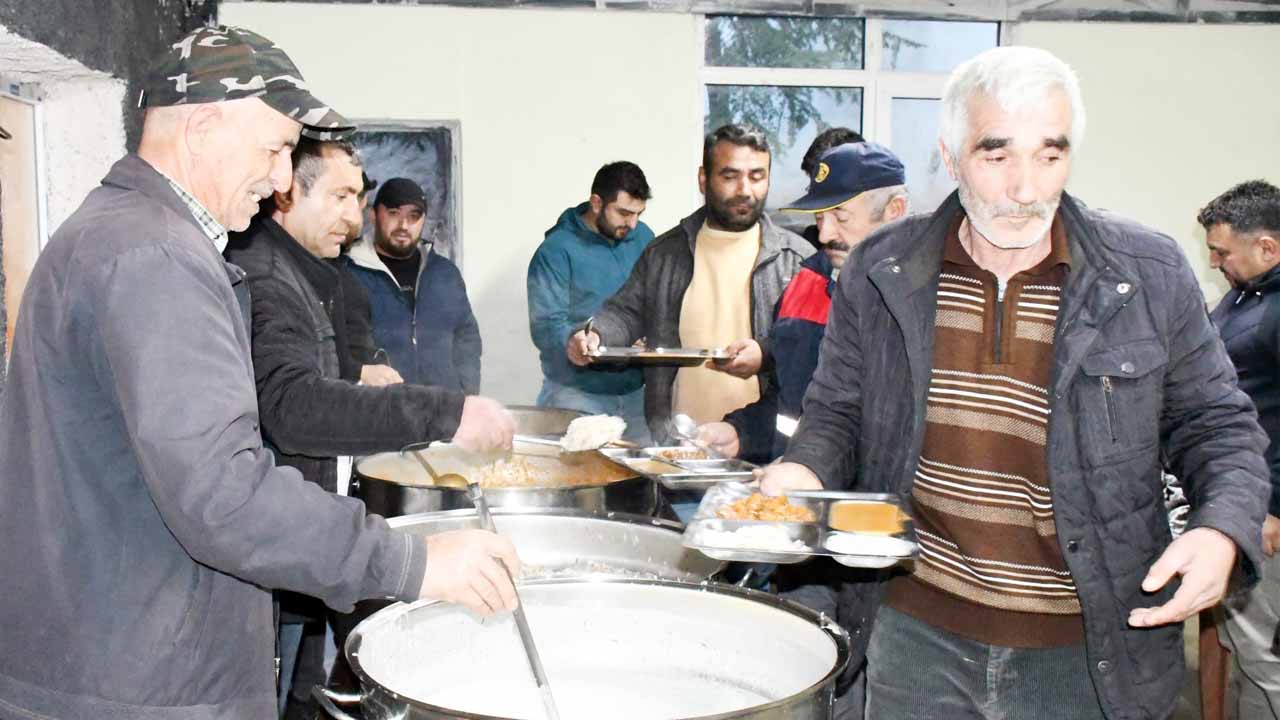 Yozgat Koyde Toplu İftar 5