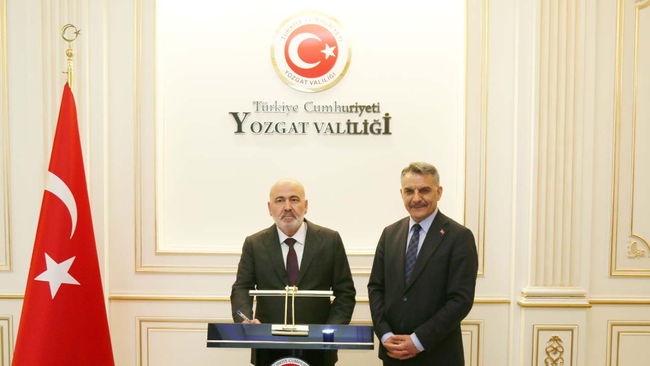 Iç Işleri Bakanlığı (4)