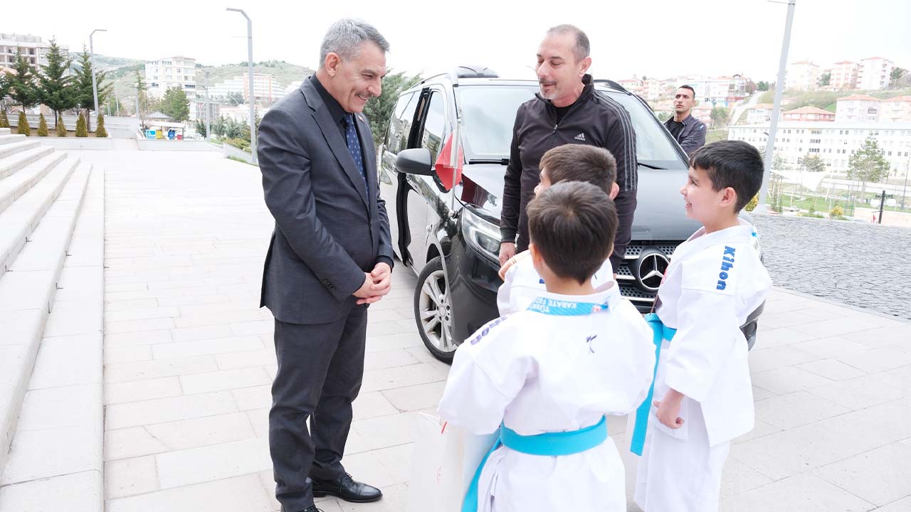 Valilik Spor (2)
