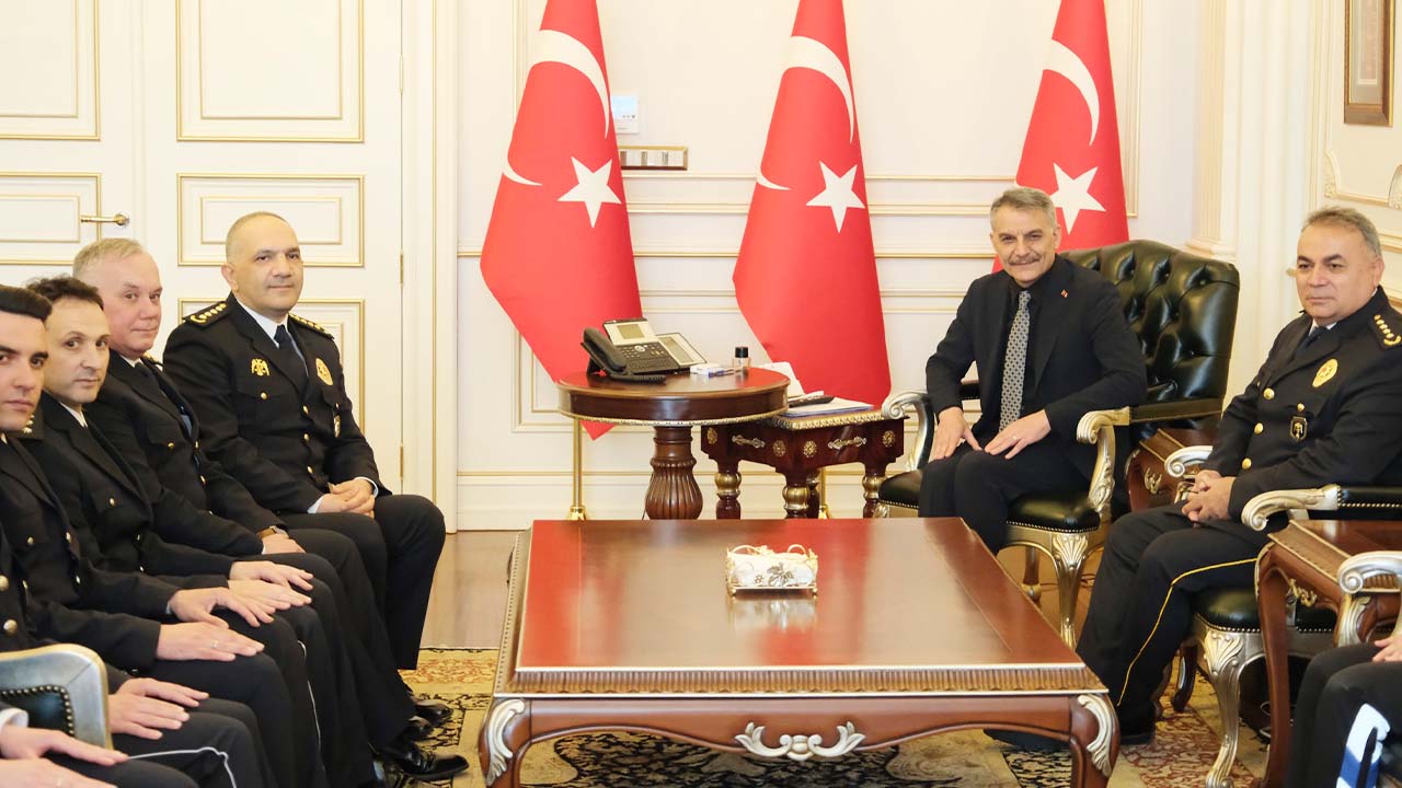 Vali̇li̇k Türk Poli̇si̇ (3)