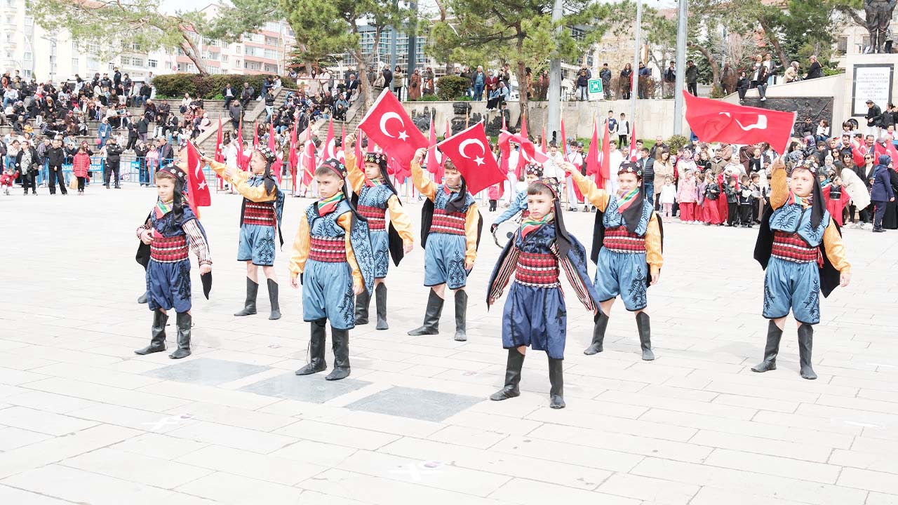 Yozgat 23 Ni̇san Cumhuri̇yet Meydani (4)