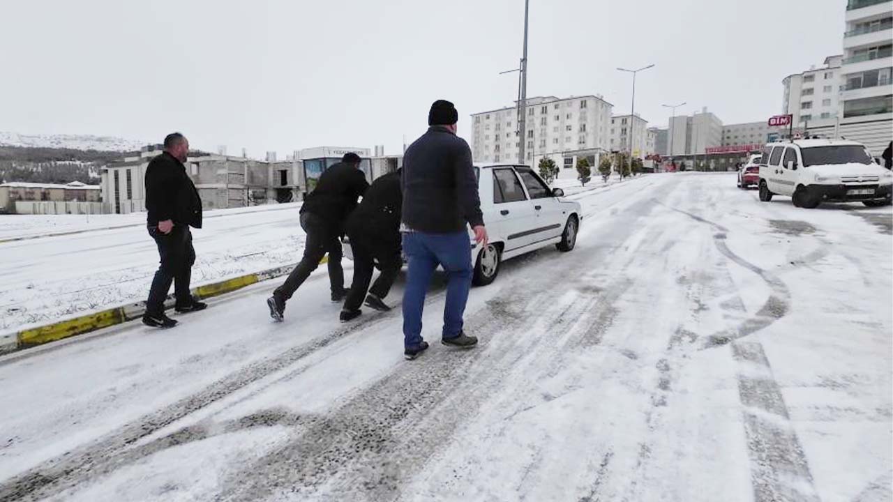Yozgat Nisan Kar (4)