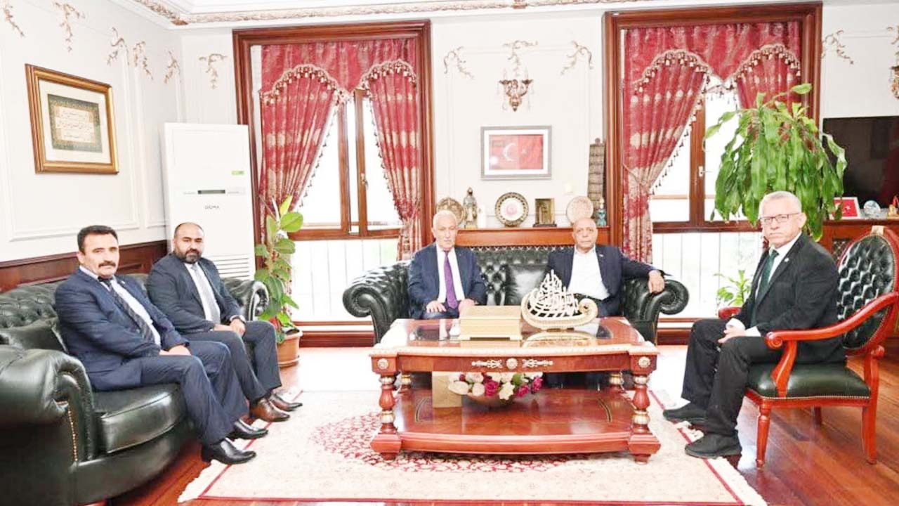 Hak Iş (4) Belediye Ziyaret