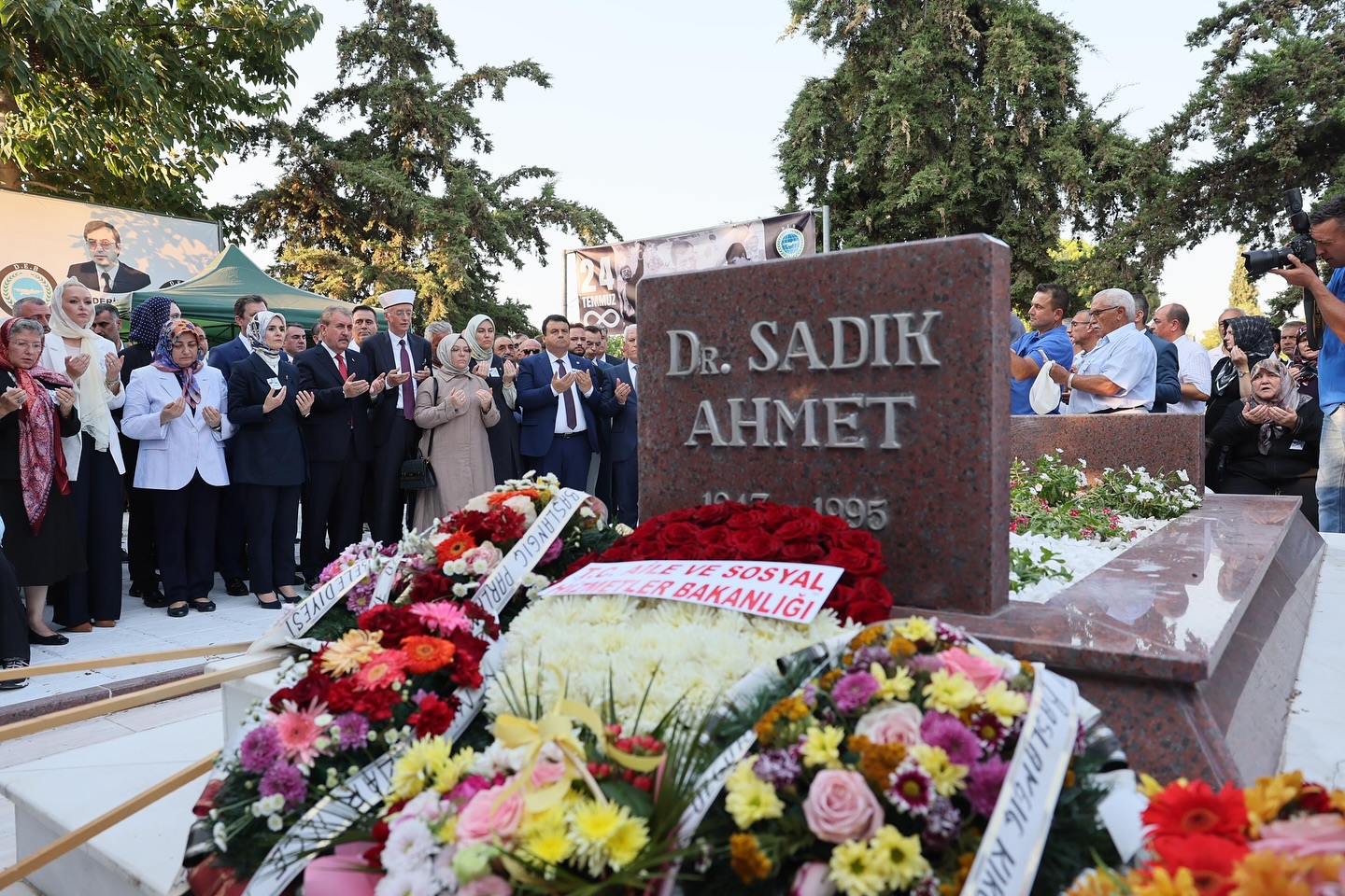 522421352 18510453835017808 7075526210502874747 N