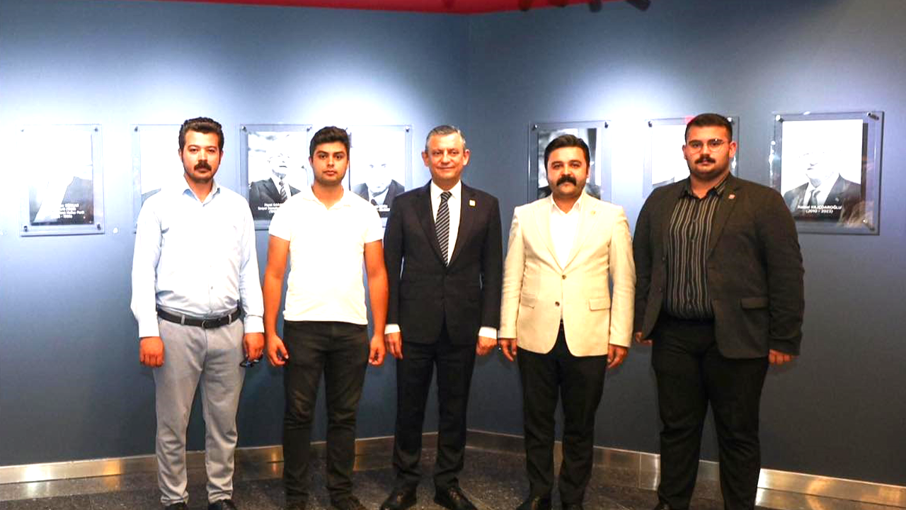 Ahmet Selçuk 2