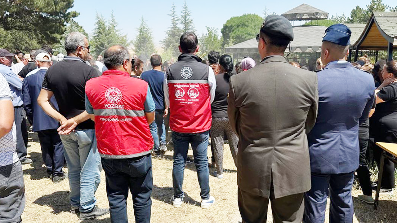 Ailesosyal Cenze (1)