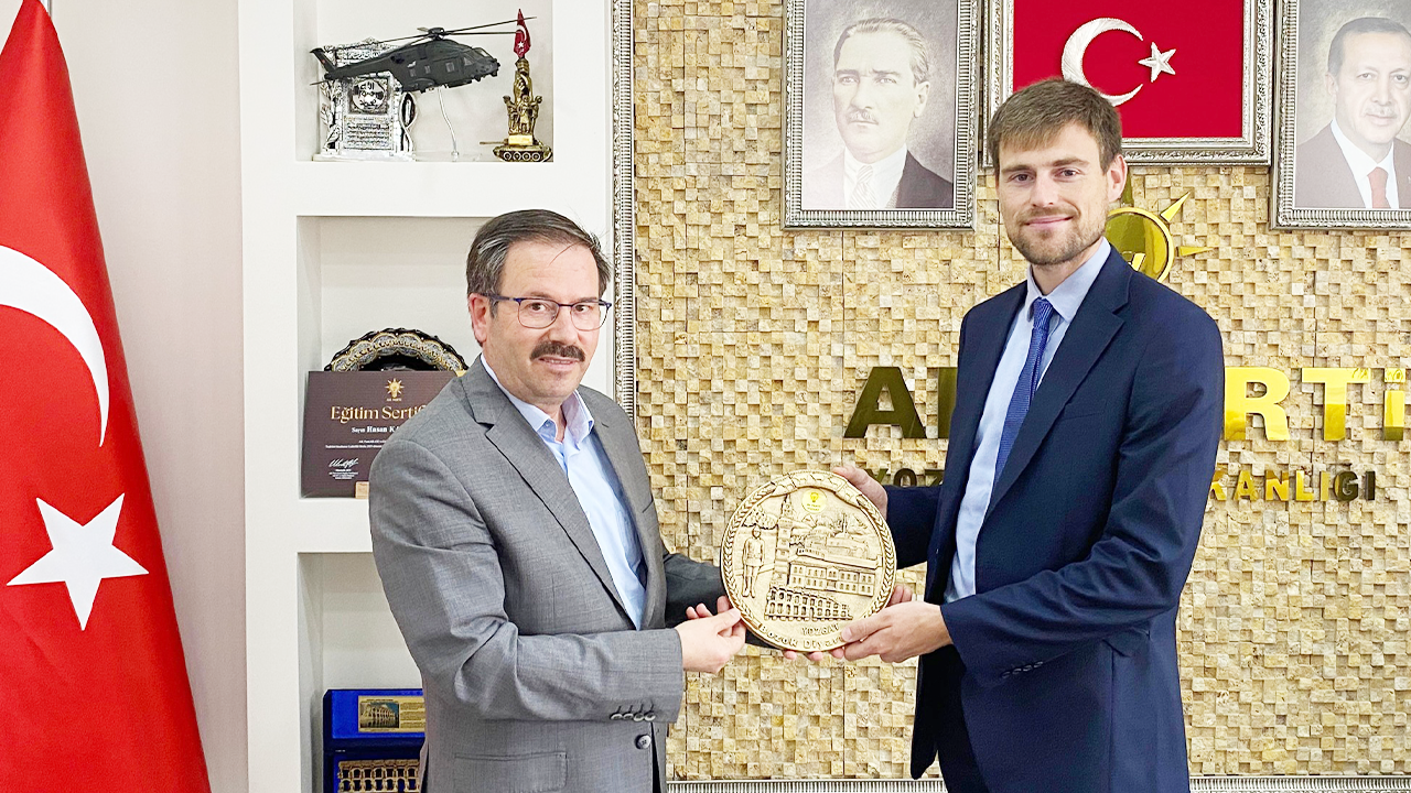 Ak Parti Benjamin (3)