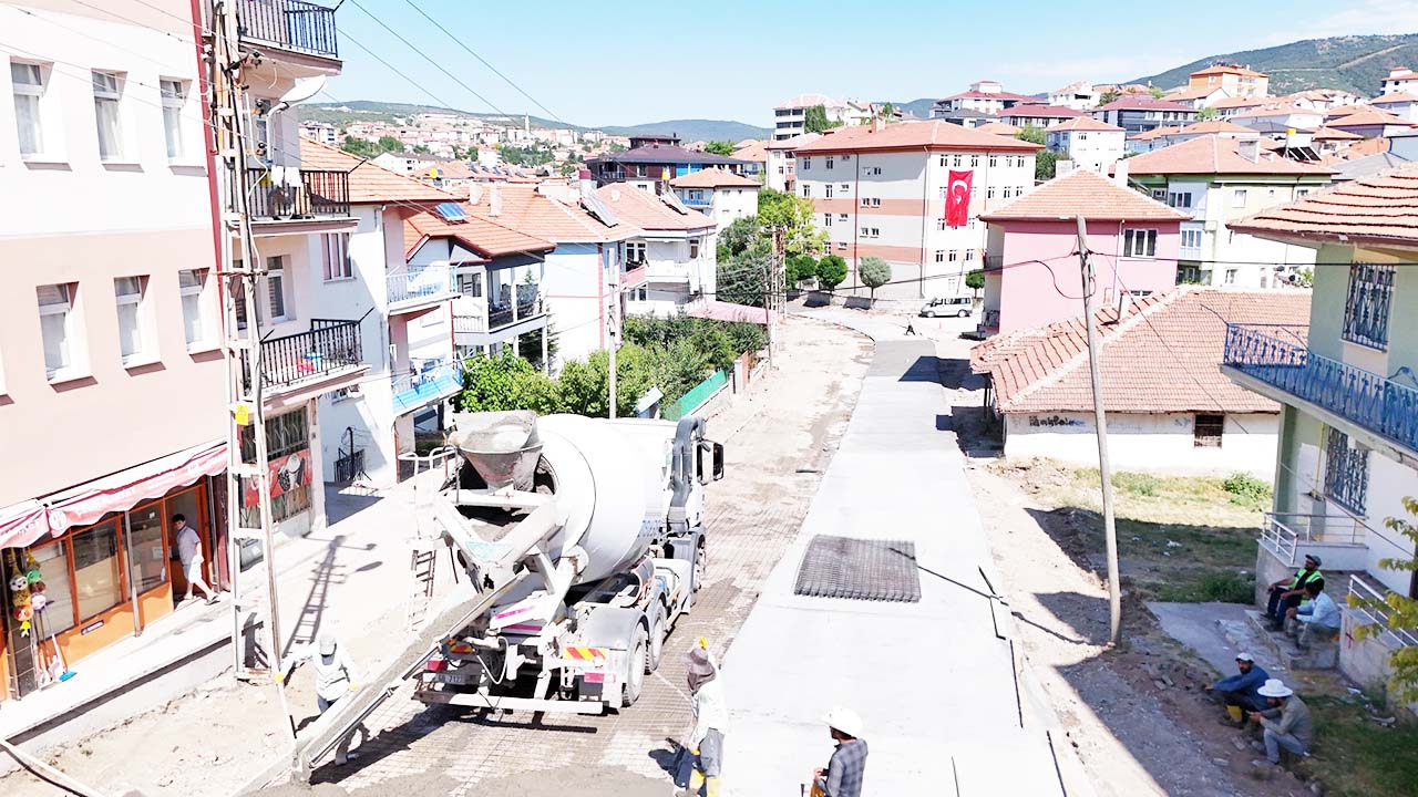 Akdağ Turgut Özal (3)