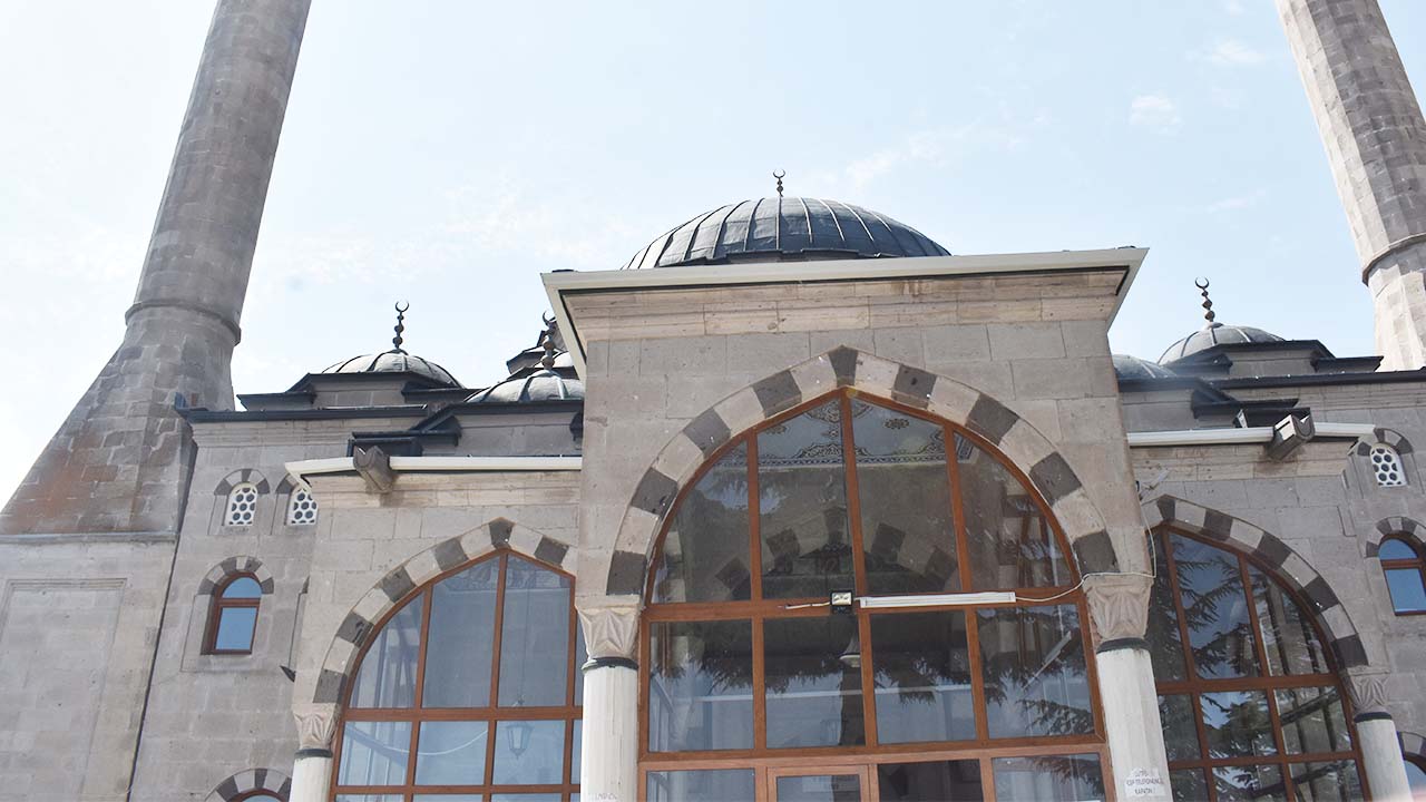 Bahri Akdağ Kuran Kursu (6)