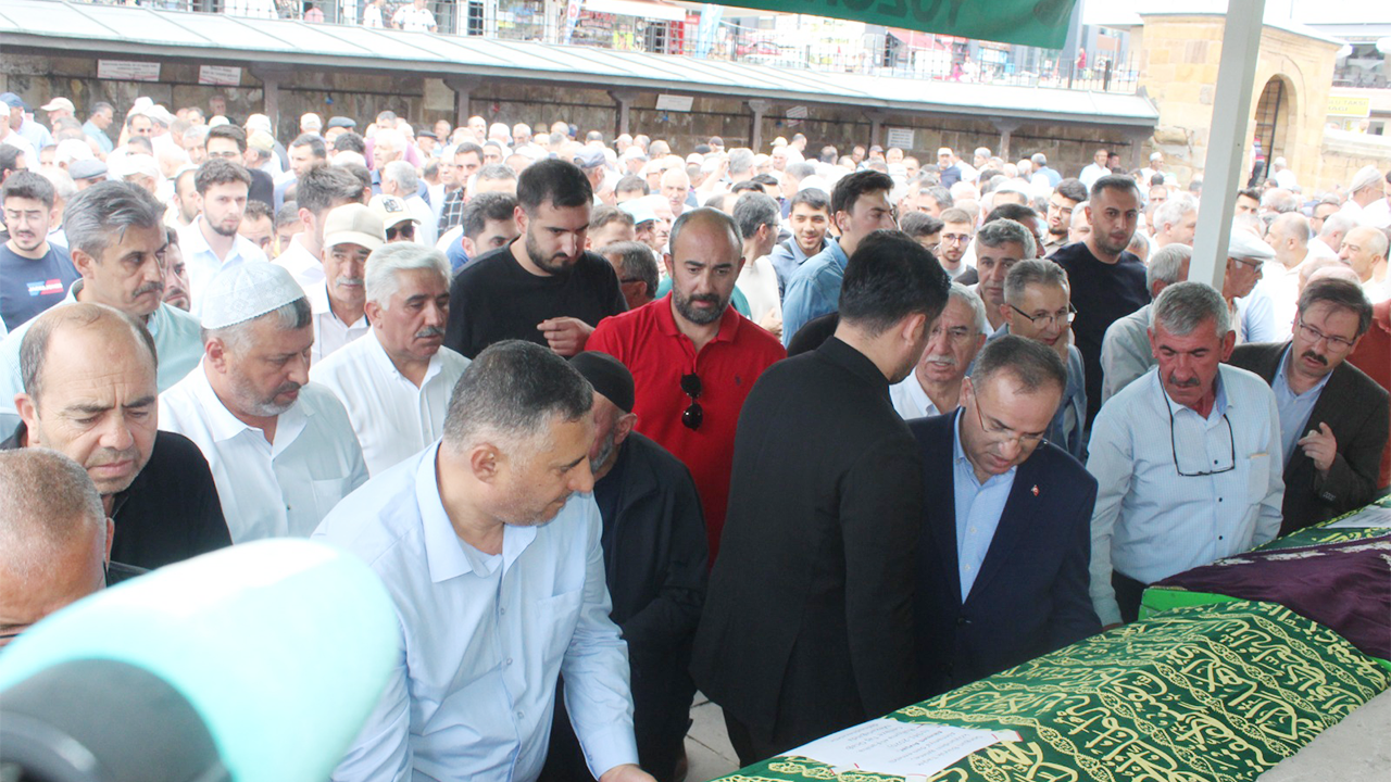 Bekir Bozdağ Cenaze (2)