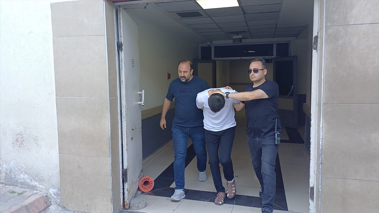 Cami Bıçaklanma (1)