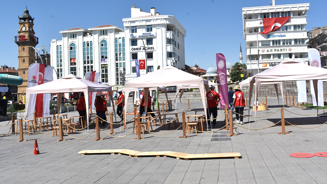 Geleneksel Oyun Tırları