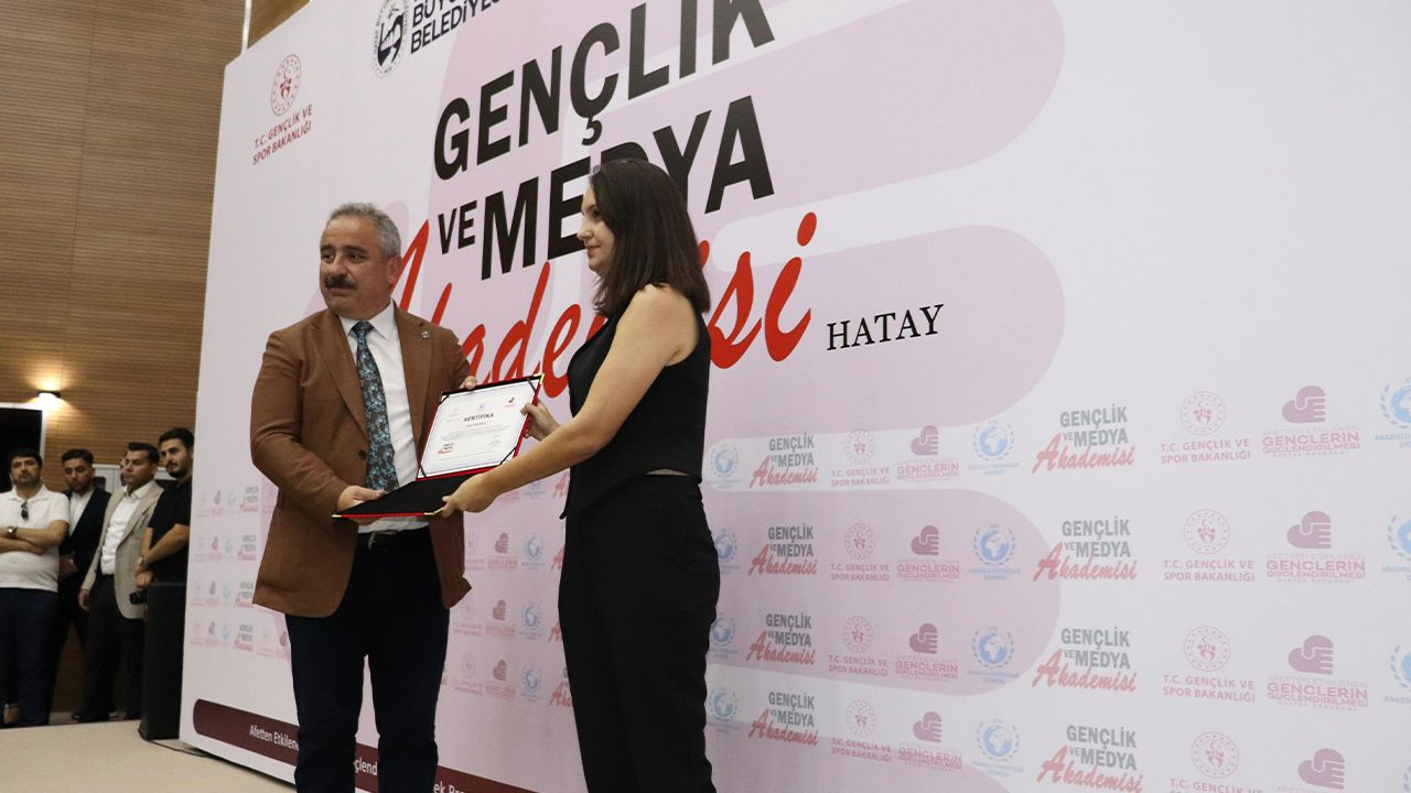 Gençli̇k Medya Akademi̇si̇ (3)