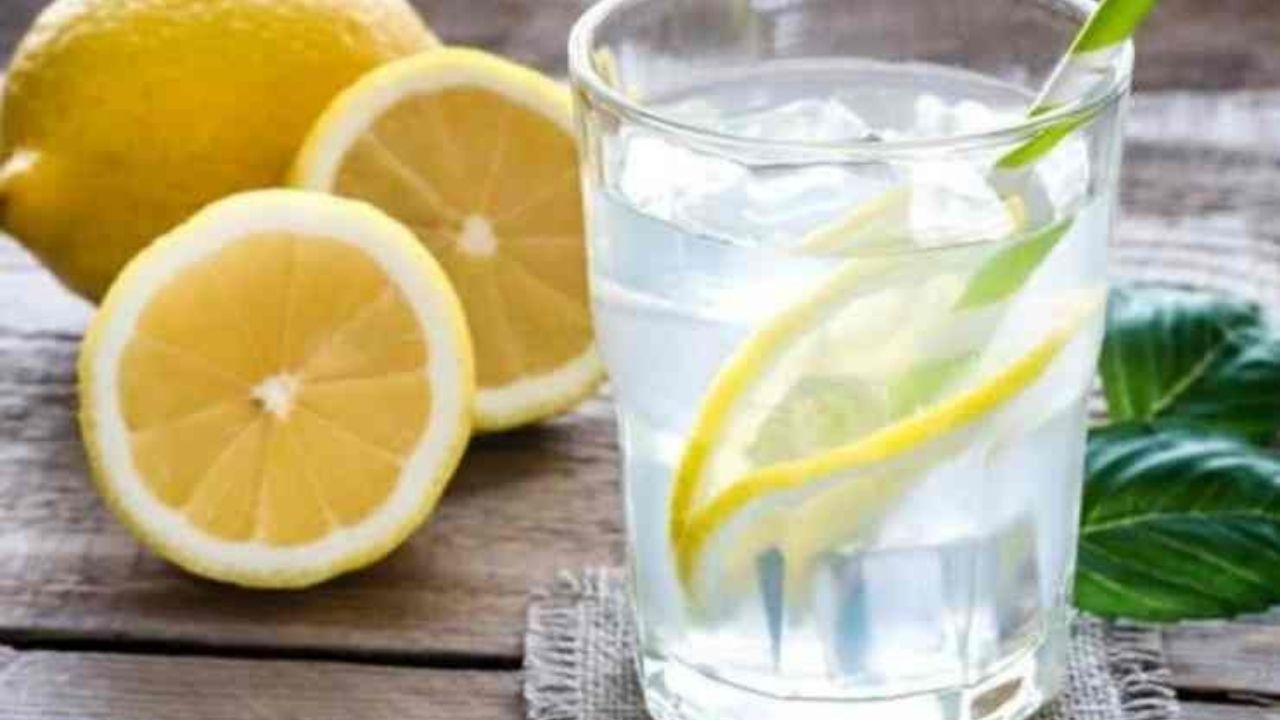 Limonlu Su Tüketenler Dikkat