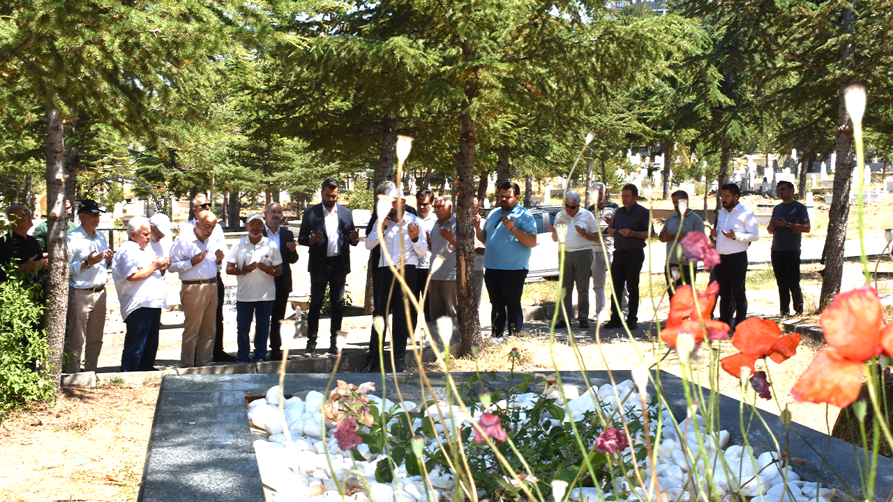 Özişik Anma Programi 2