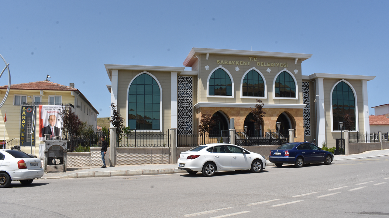 Saraykent Belediyesi Binası