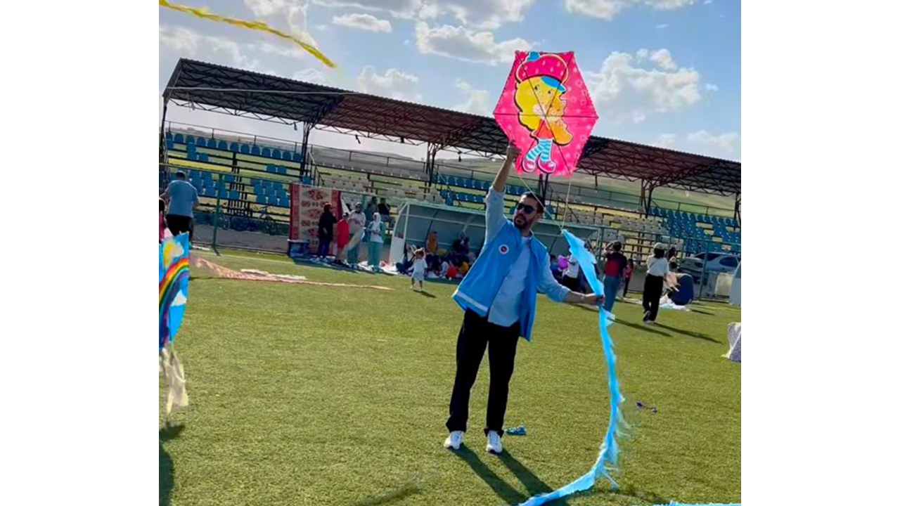 Şefaatli Uçurtma (1)