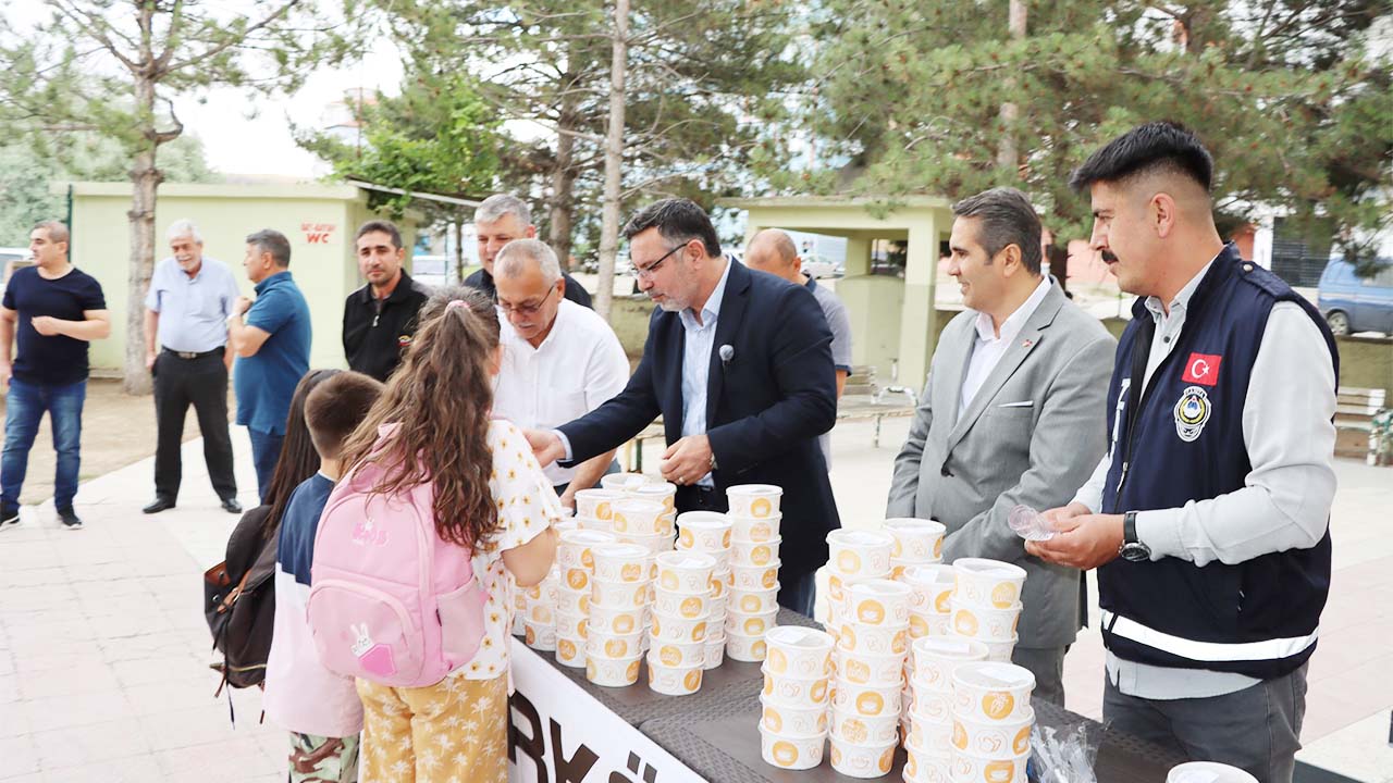Yerköy Belediyesi Aşure (3)