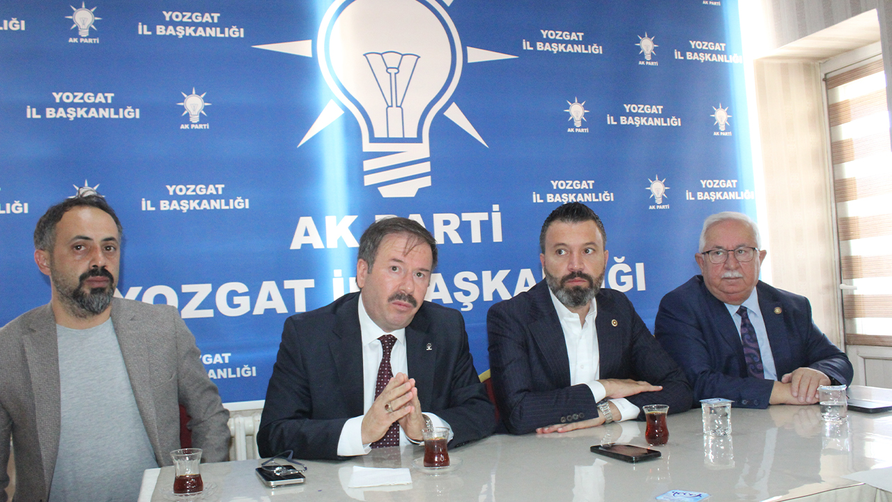 Ak Parti Basın Toplantısı