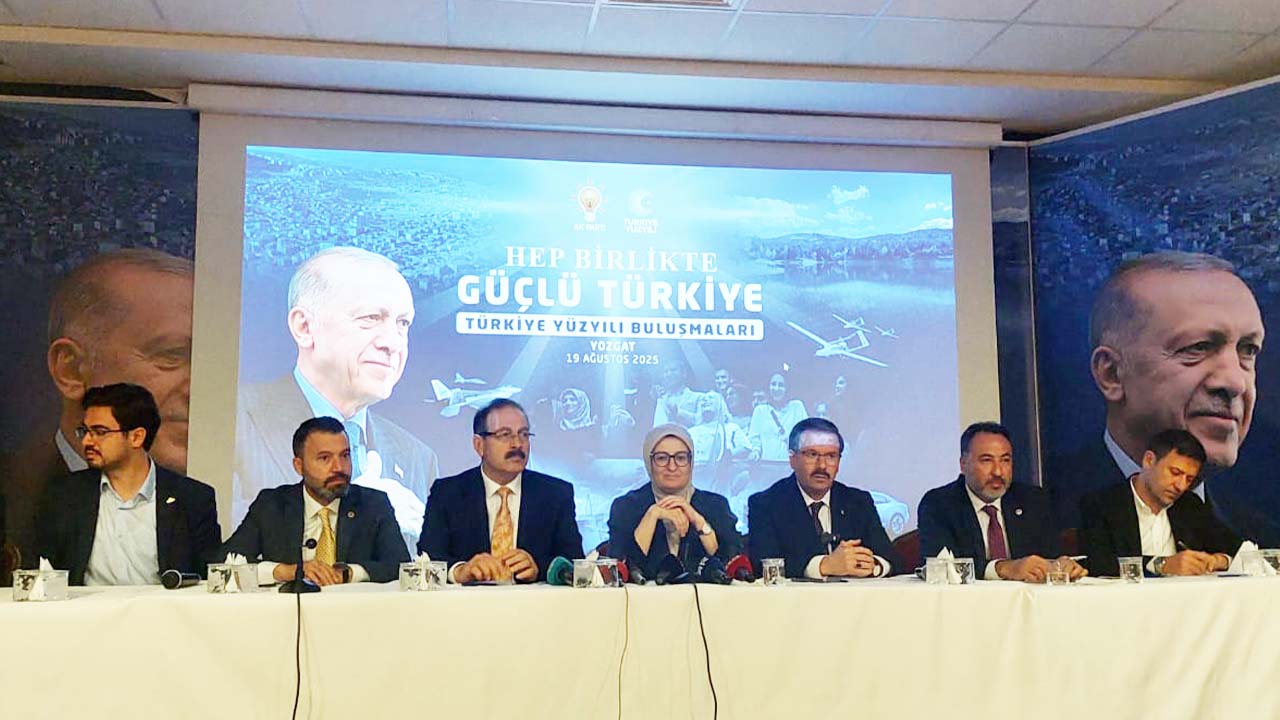 Ak Parti Canlı Yayın (2)