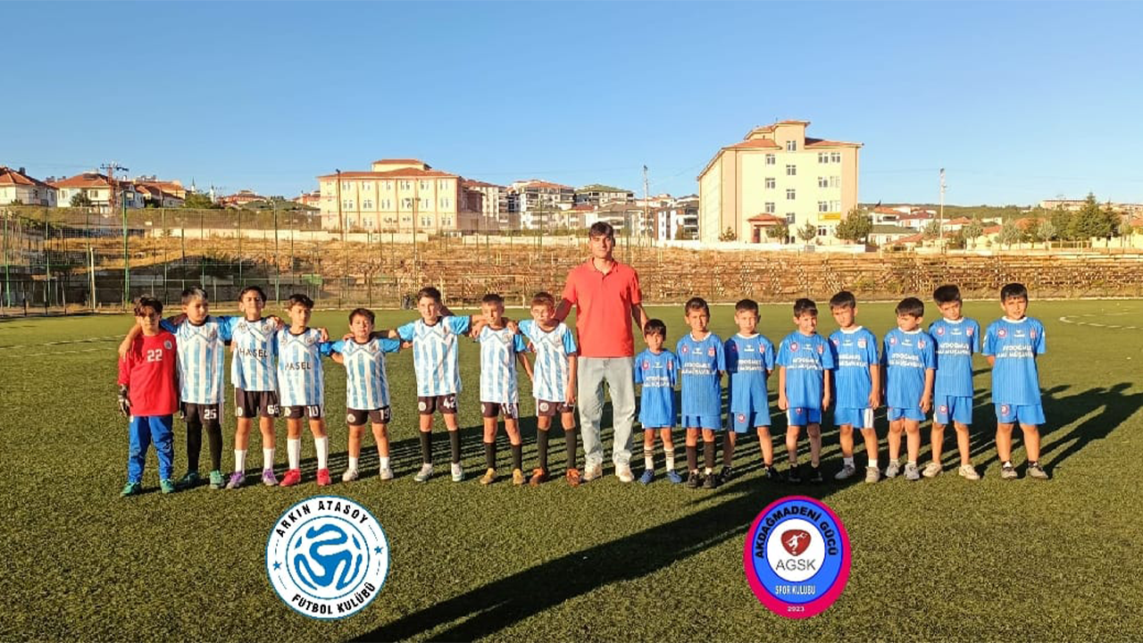 Akdağ Dostluk Maçı Minikler (3)