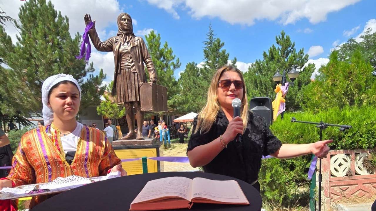 Bahadın Kültür Derneği Kadın (1)