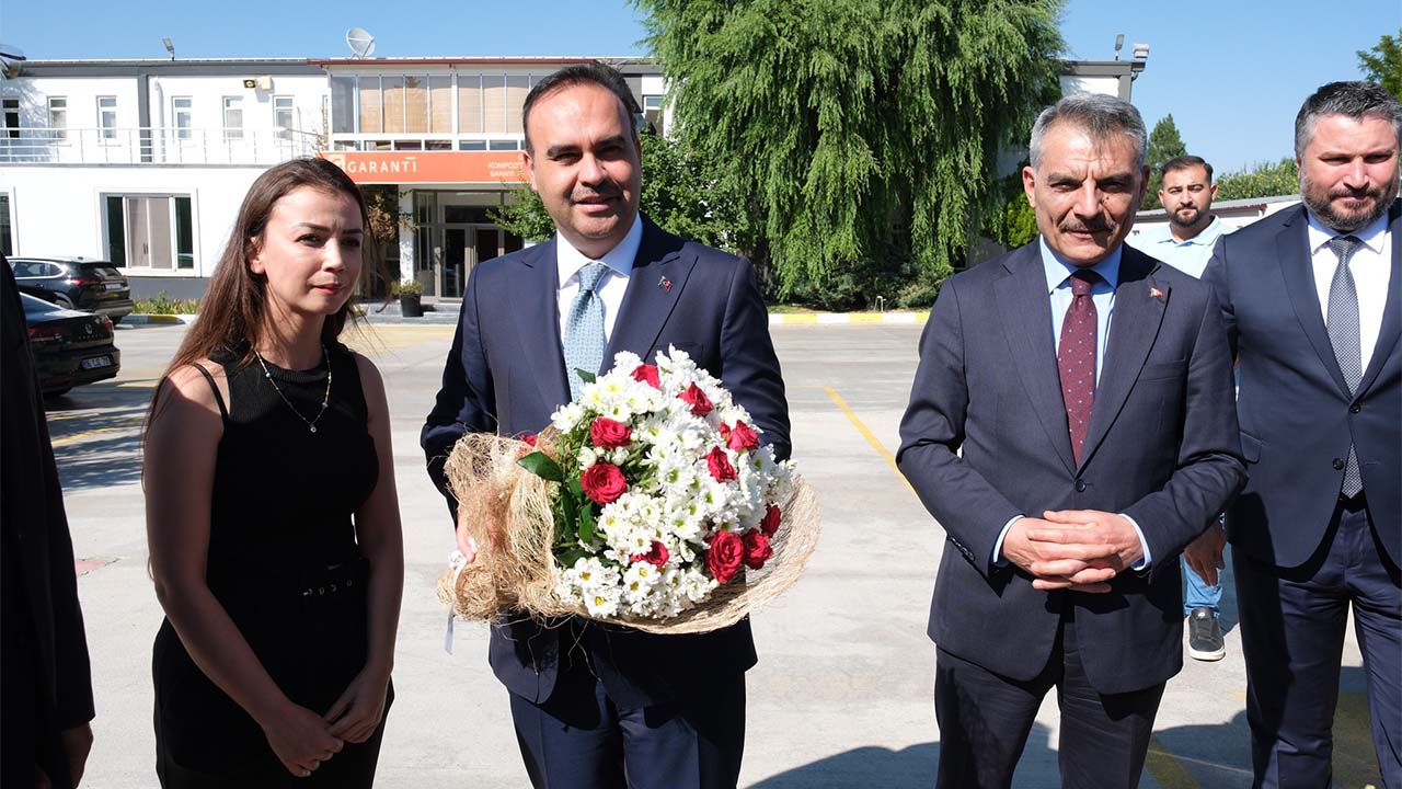 Bakan Kacır Valilik Fabrika (4)