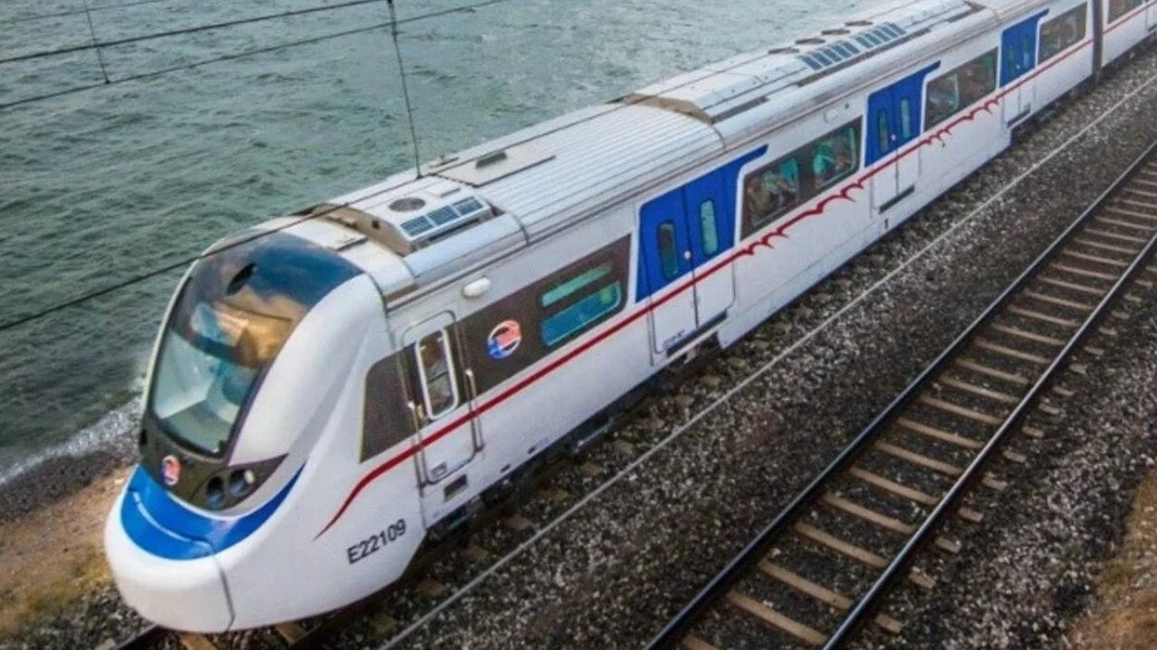 İzmir'de Memurların Eylemi Nedeniyle İzban Seferleri Durduruldu