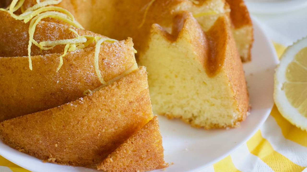 Soslu Limonlu Kek (1)