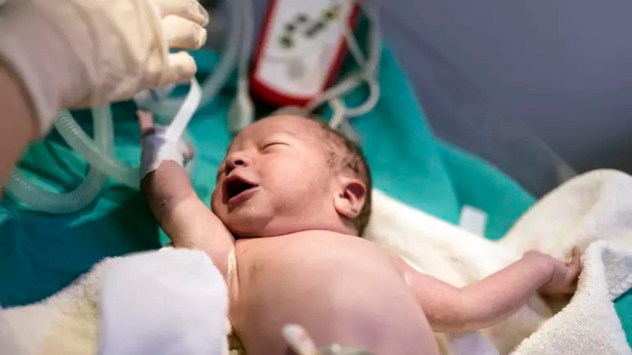 Üç Kişilik Bebek Yöntemiyle Kalıtsal Hastalıklar Aşıldı