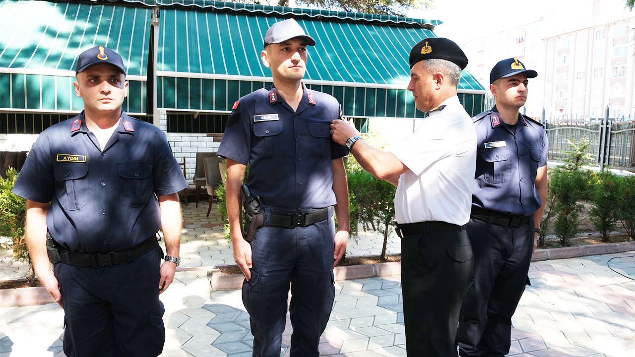 Vali Terfi Komutan (4)