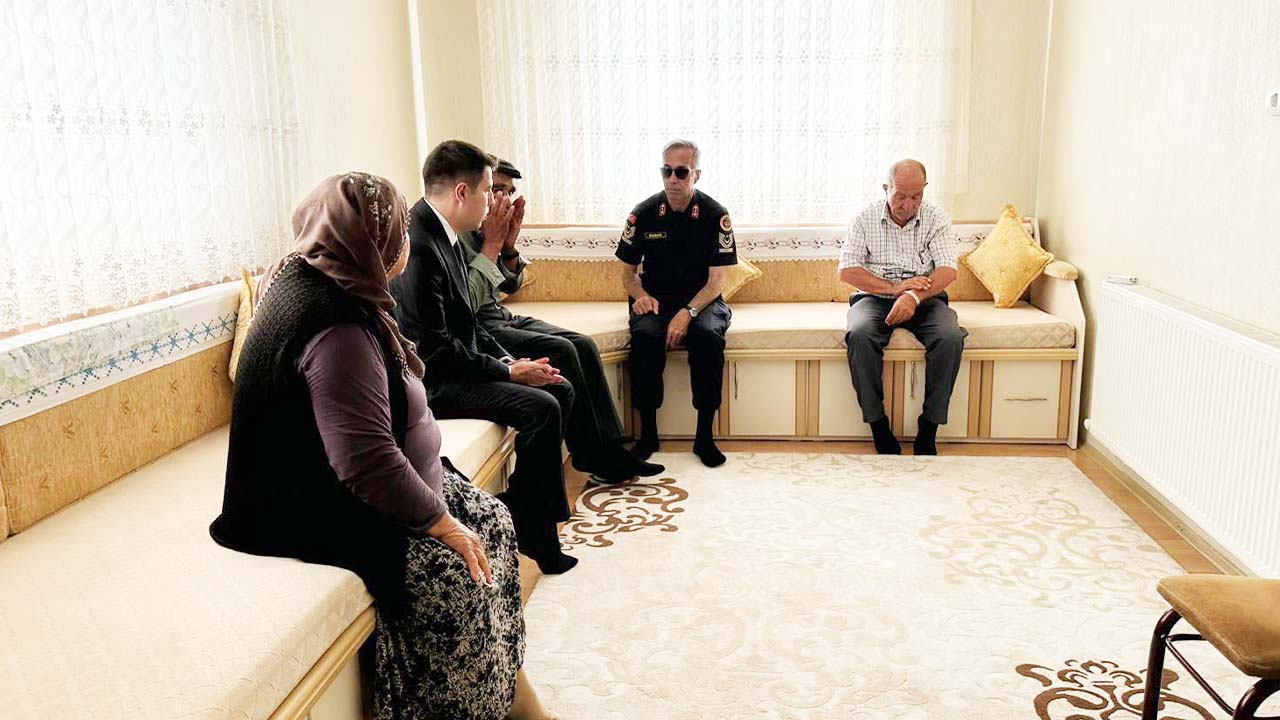 Yenifakılı Jandarma Ziyaret (2)