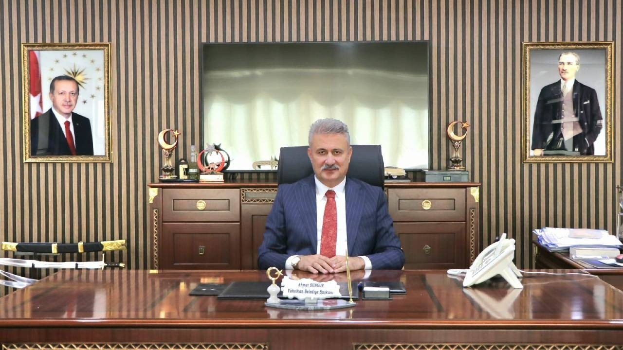 Ak Partili Belediye Başkanı Ahmet Sungur Gözaltına Alındı